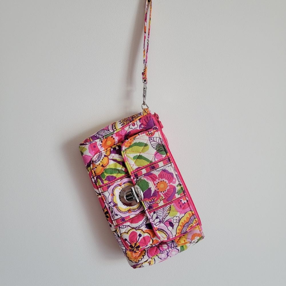 Vera bradley wrislet